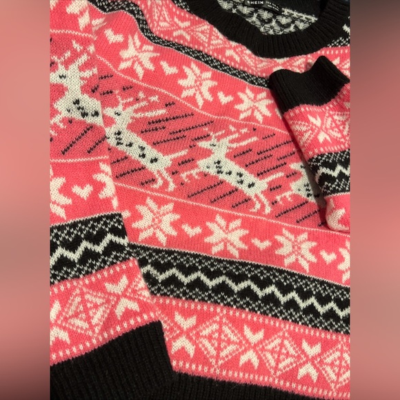 Fair Isle Holiday Sweater Cozy Pink Black White Womens Medium Overszed Christmas - Picture 5 of 5